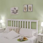 Floreo Bed and Breakfast 4*