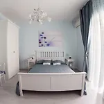 Floreo Bed and Breakfast 4*