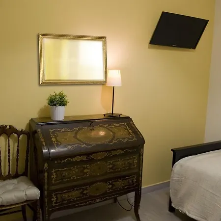 Oda ve Kahvaltı Floreo Roma