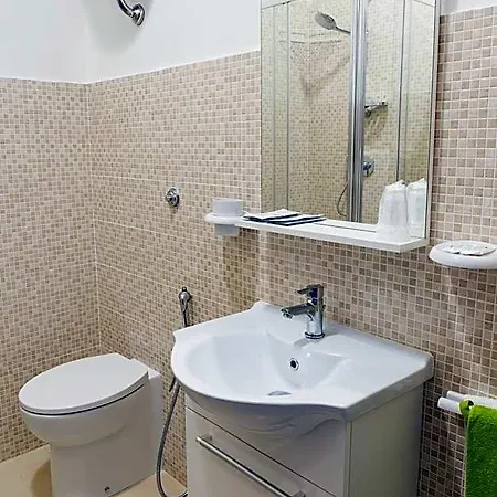 Floreo Bed & Breakfast 4*