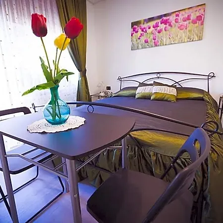 Floreo Nocleg ze śniadaniem 4*