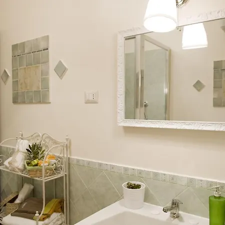 Alojamento de Acomodação e Pequeno-almoço Floreo 4*