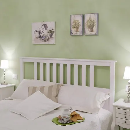 Floreo Alojamento de Acomodação e Pequeno-almoço 4*